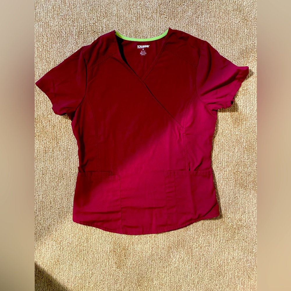 Scrubstar Womens Scrub Short Sleeve Shirt Size XS, Magenta